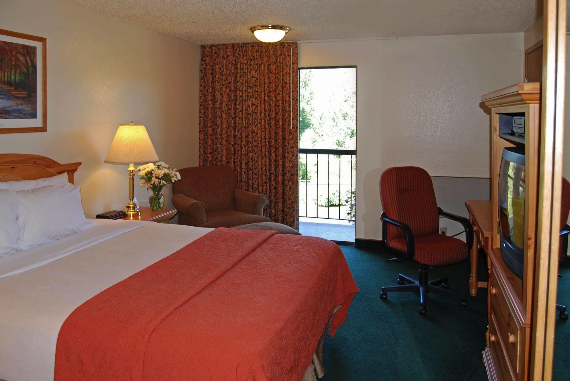 Baymont By Wyndham Yakima Riverfront Værelse billede