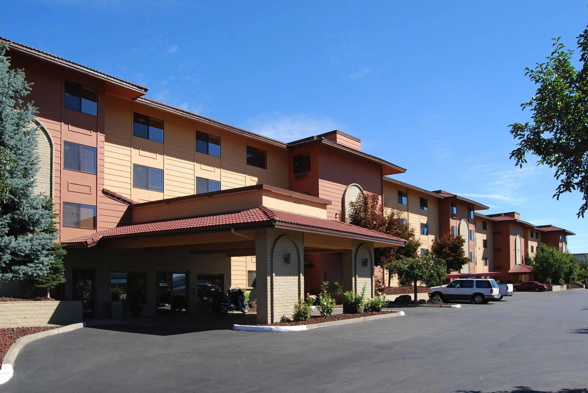 Baymont By Wyndham Yakima Riverfront Eksteriør billede